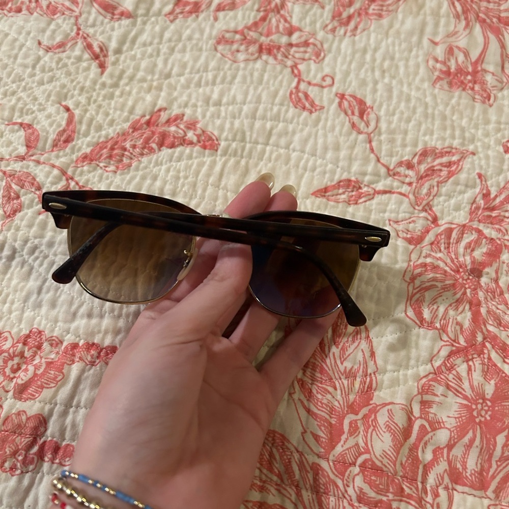 Ray bans - Picture 2 of 2